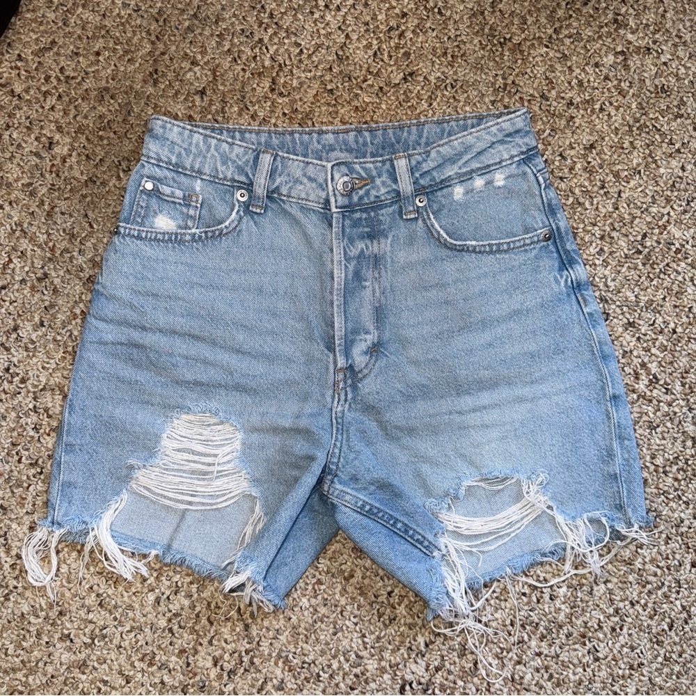 H&M Bermuda mom distressed shorts women’s 2